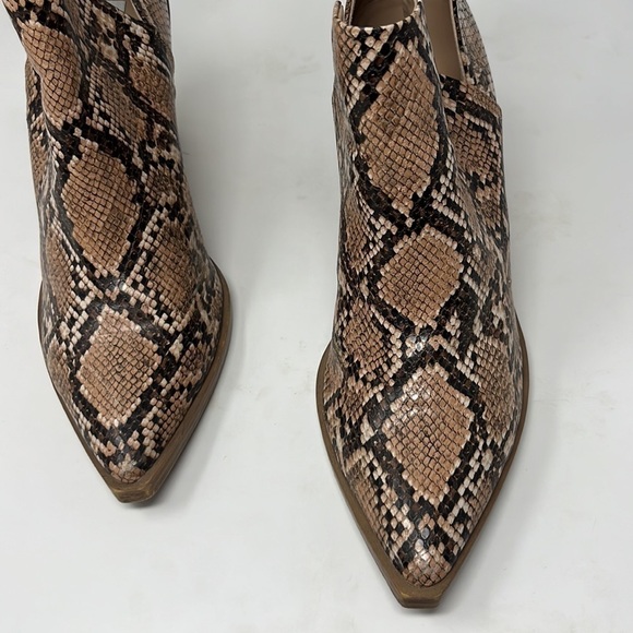 STEVE MADDEN Alyse Snakeskin Ankle Boots 10 - Picture 6 of 9